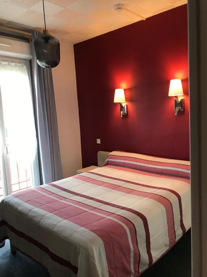 Hotel Ocean Lourdes Bagian luar foto